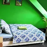 Hostel Alia *